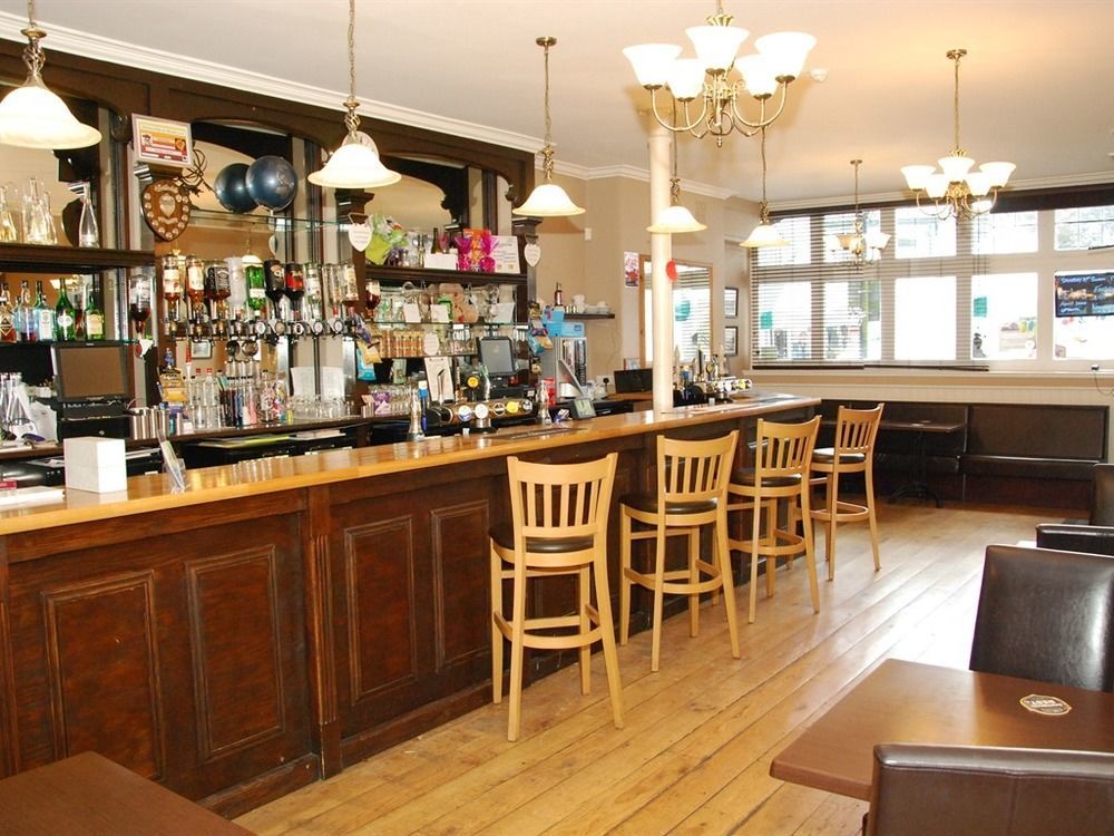 Kings Arms Hotel 3*